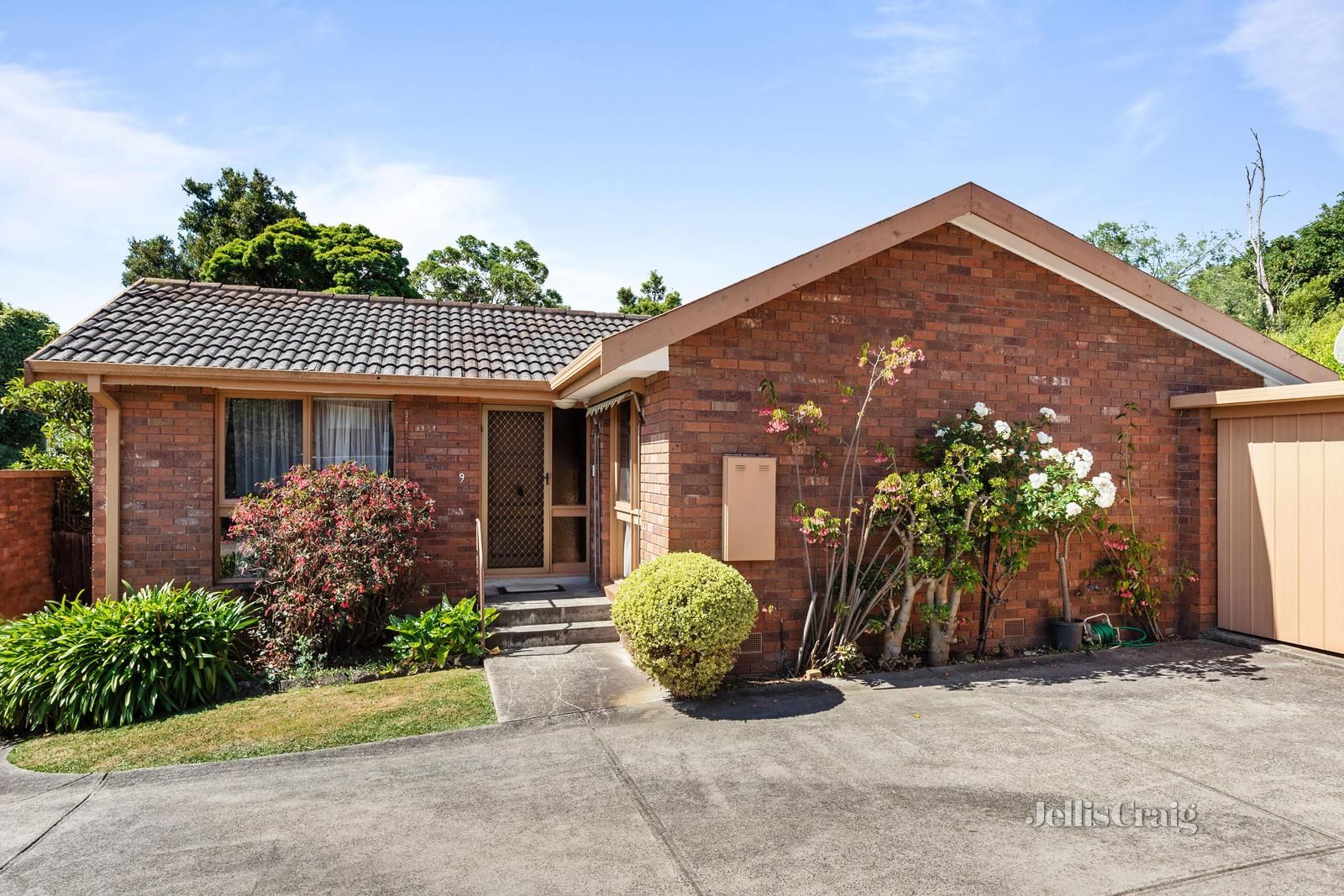 9/213 Blackburn Road, Doncaster East VIC 3109, Image 0