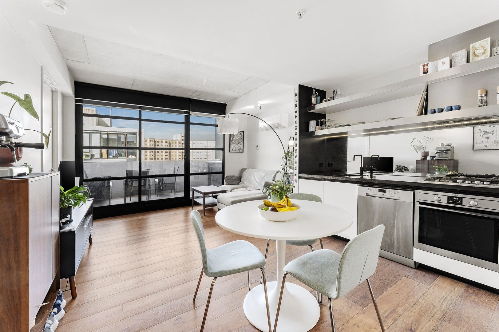 2 bedrooms Apartment / Unit / Flat in 601/25 Wilson Street SOUTH YARRA VIC, 3141