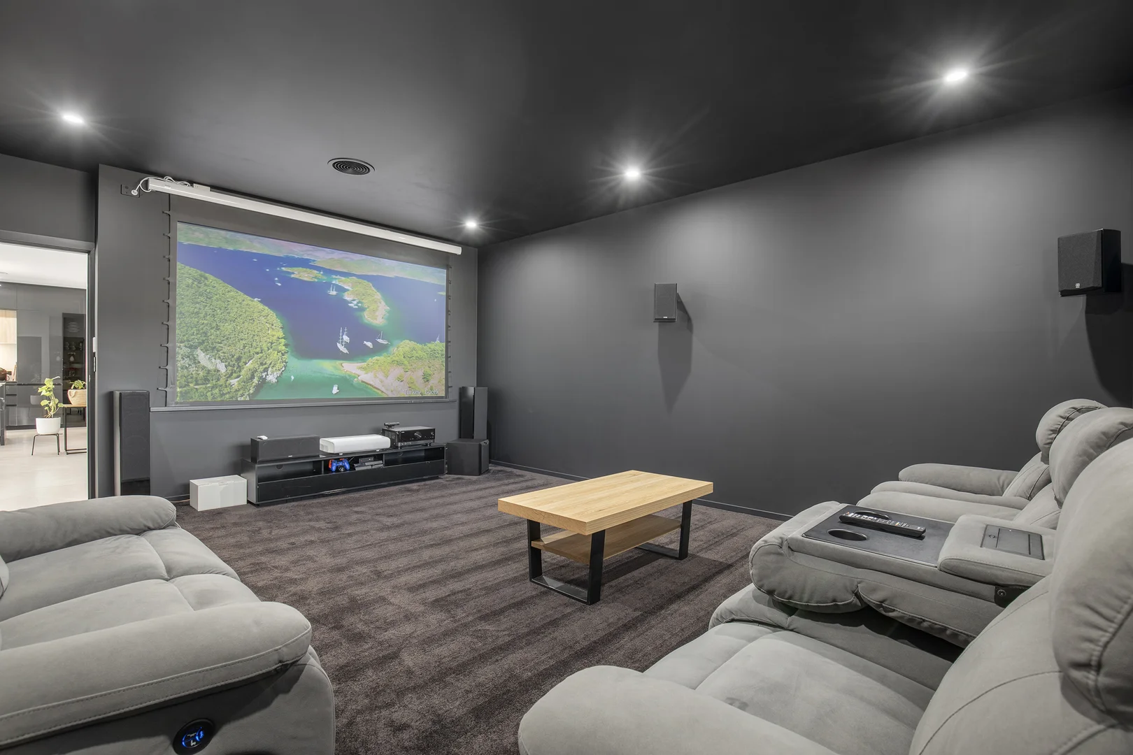 Additional image 12 of 32 Campbell Parade, Armidale NSW 2350