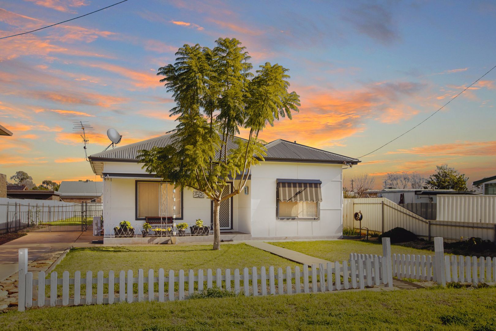 52 Erskine Road, Griffith Property History & Address Research Domain