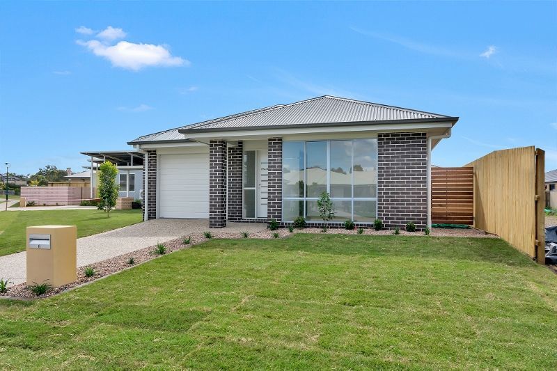8 Hyperno Close, Raceview QLD 4305, Image 0