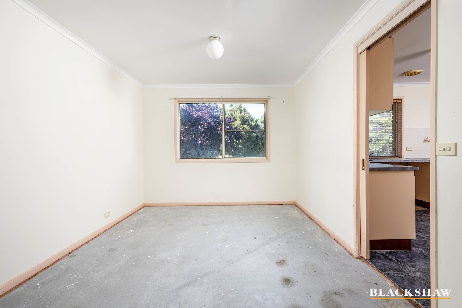 33 Beaumaris Street, Conder ACT 2906, Image 2