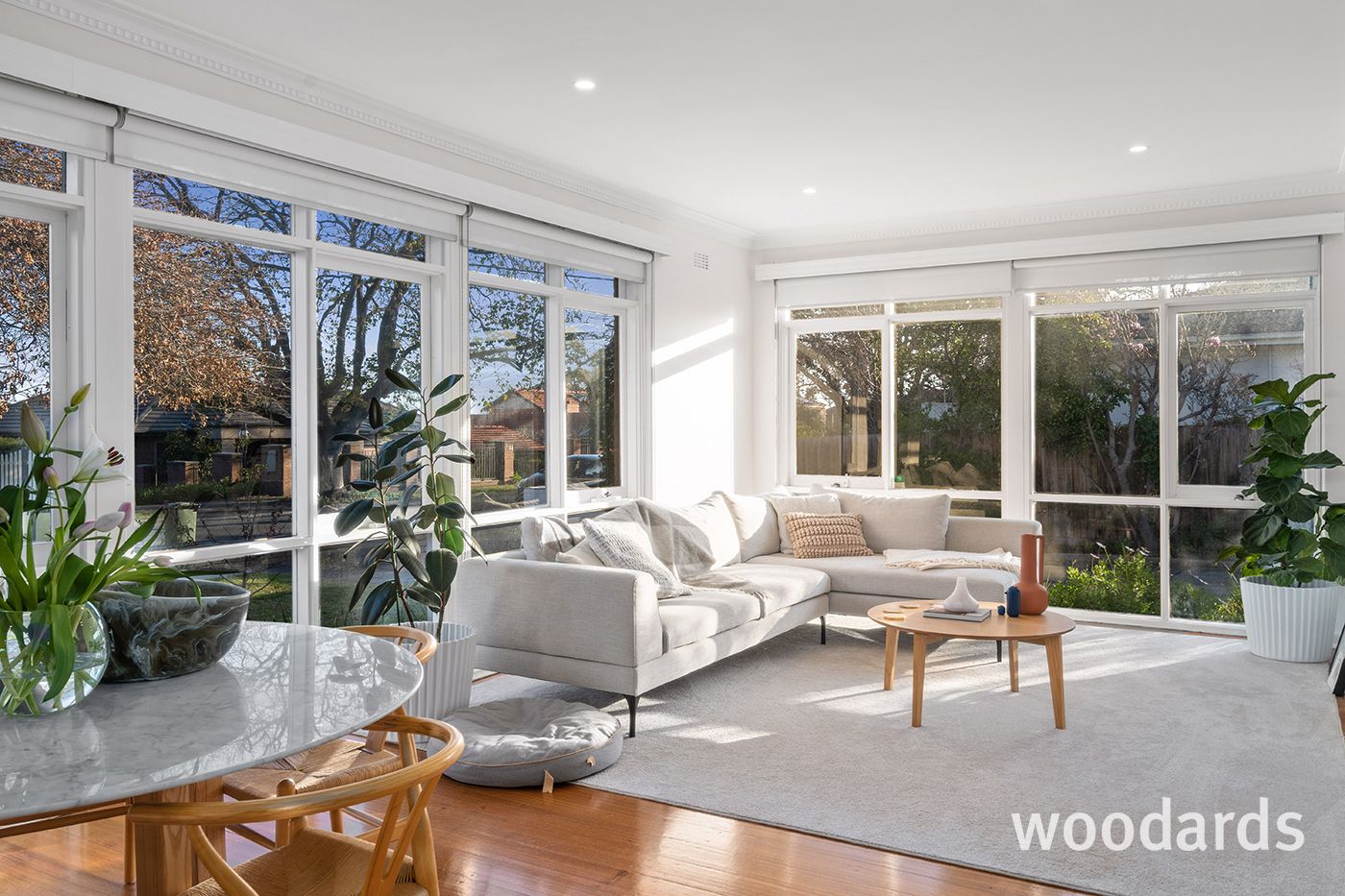 2 bedrooms Apartment / Unit / Flat in 1/27 Range Street CAMBERWELL VIC, 3124