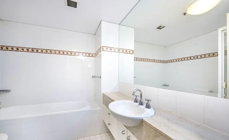 Additional image 3 of 1808/2 Quay Street, Haymarket NSW 2000