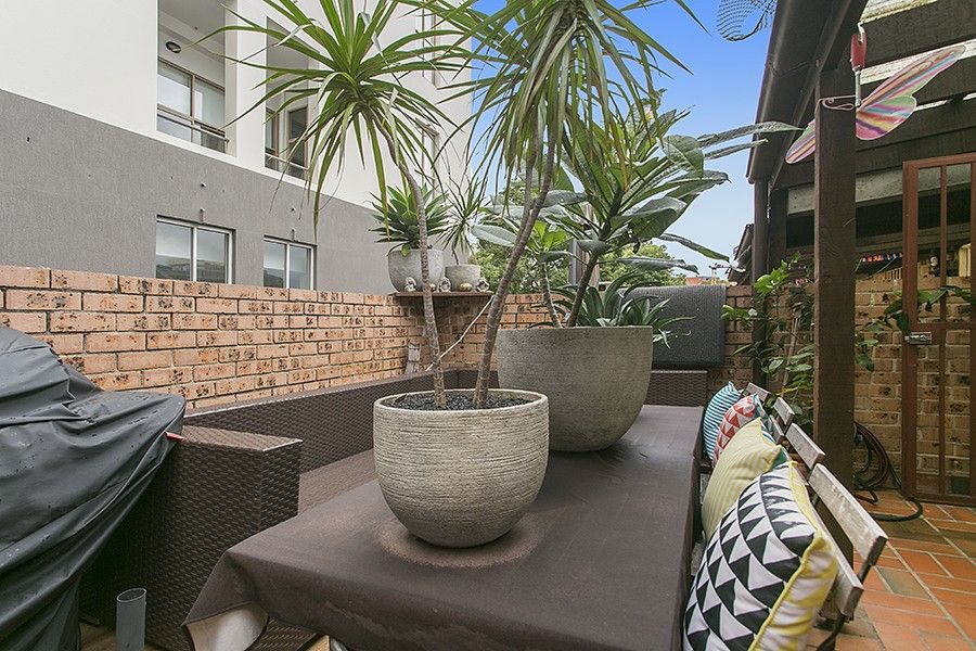 4/120 Commonwealth Street, Surry Hills NSW 2010, Image 1