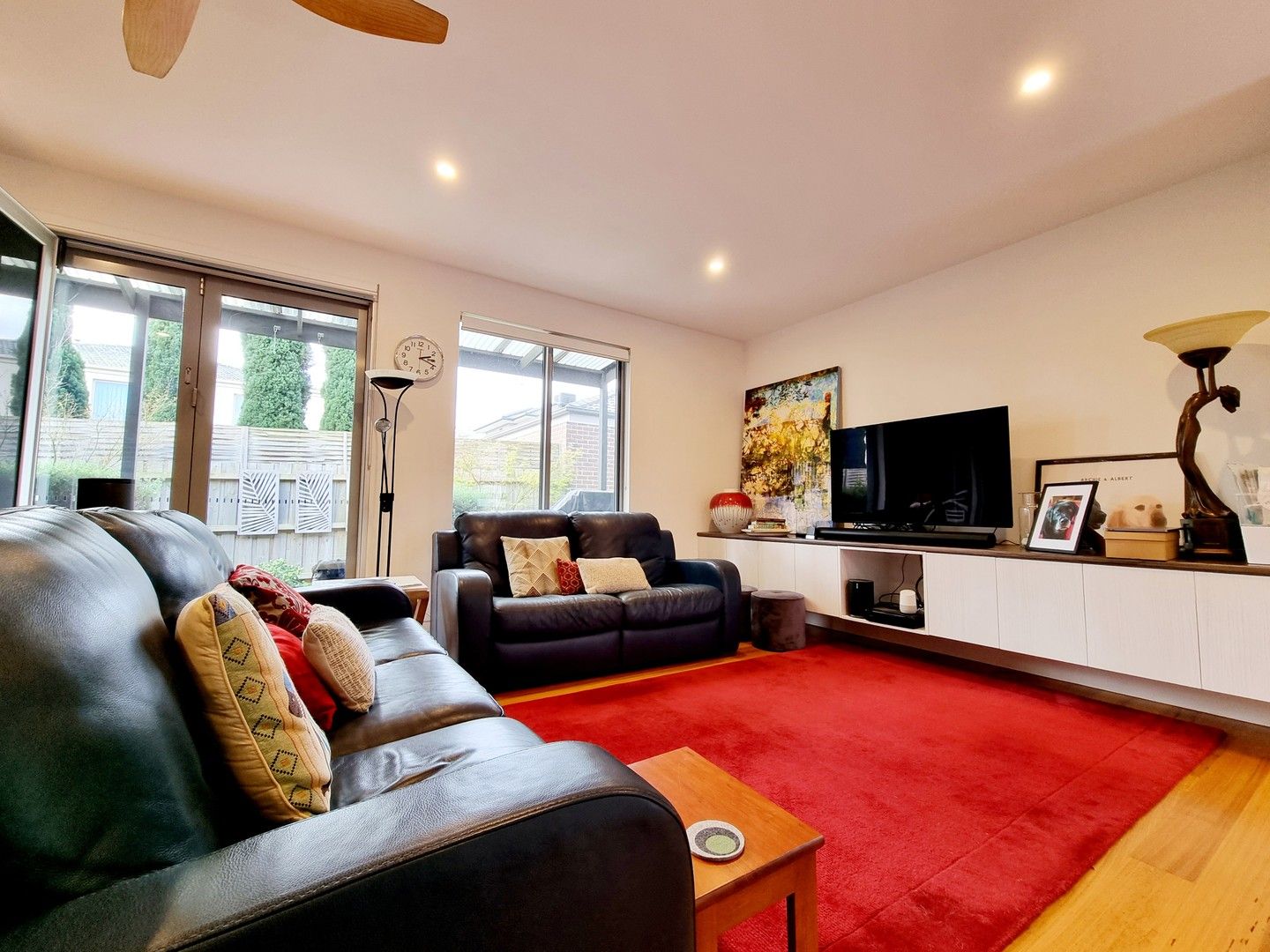 3 bedrooms Townhouse in 2/13 Mulgrave Street ASHWOOD VIC, 3147