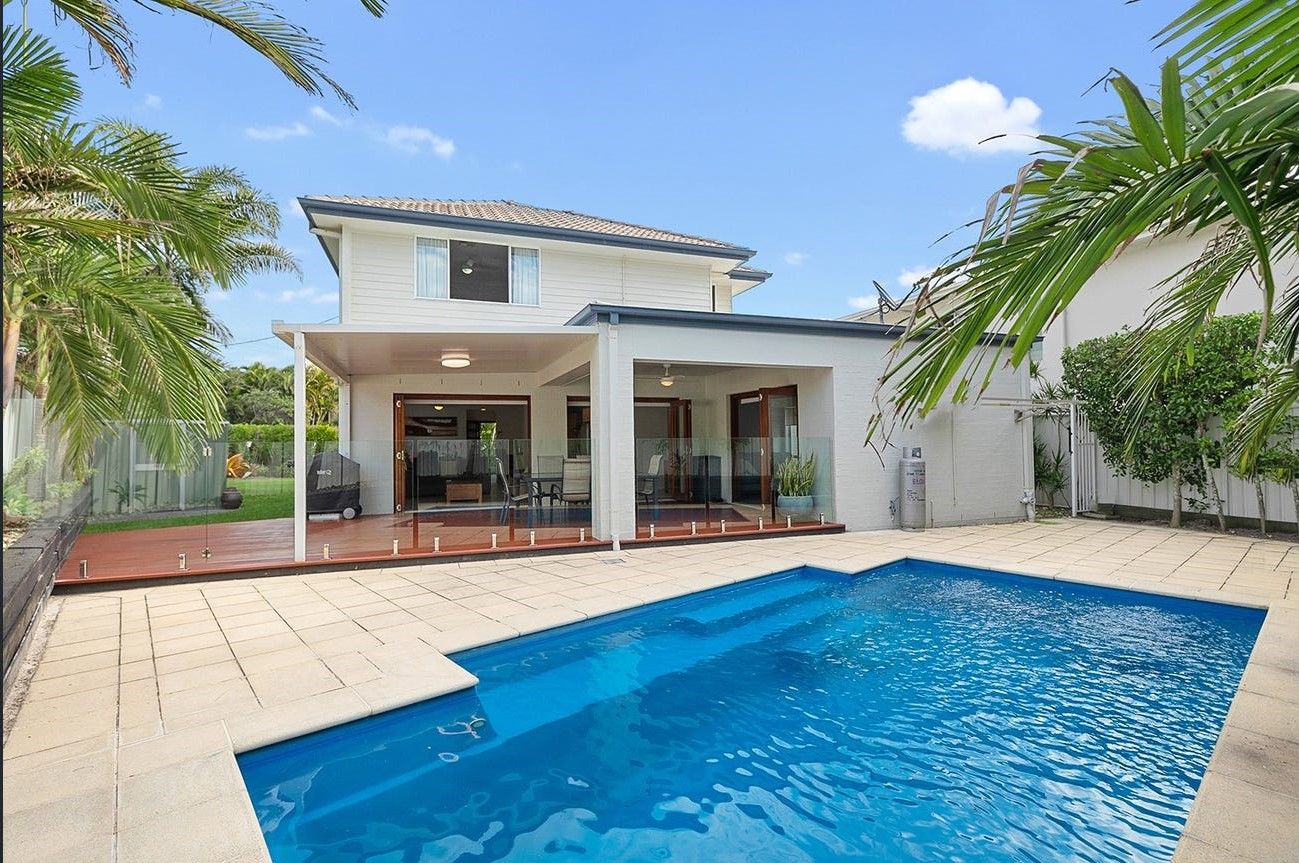 4 bedrooms House in 2 Lowry Street PEREGIAN BEACH QLD, 4573