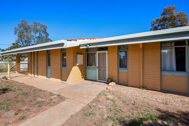 Picture of 2/13 Killarney Street, LAMINGTON WA 6430