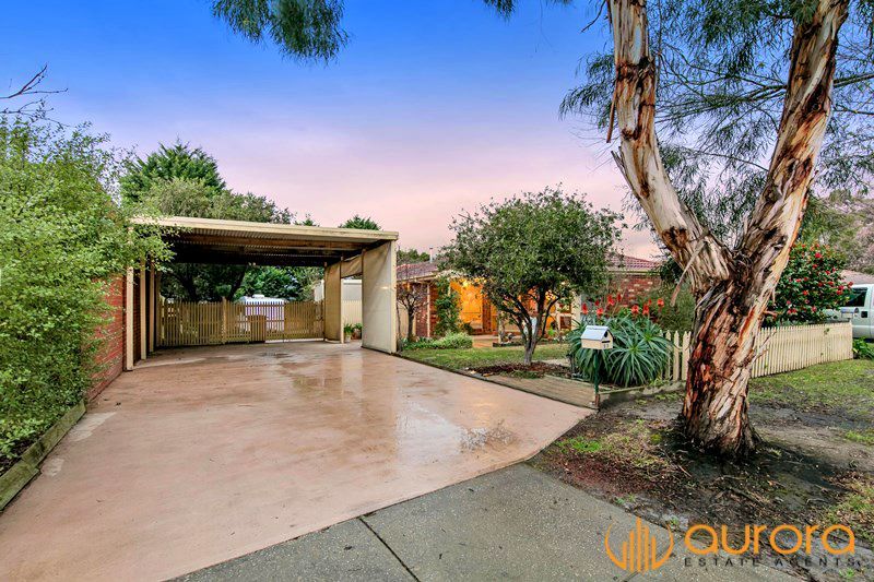 3 bedrooms House in 25 Bangalay Place BERWICK VIC, 3806