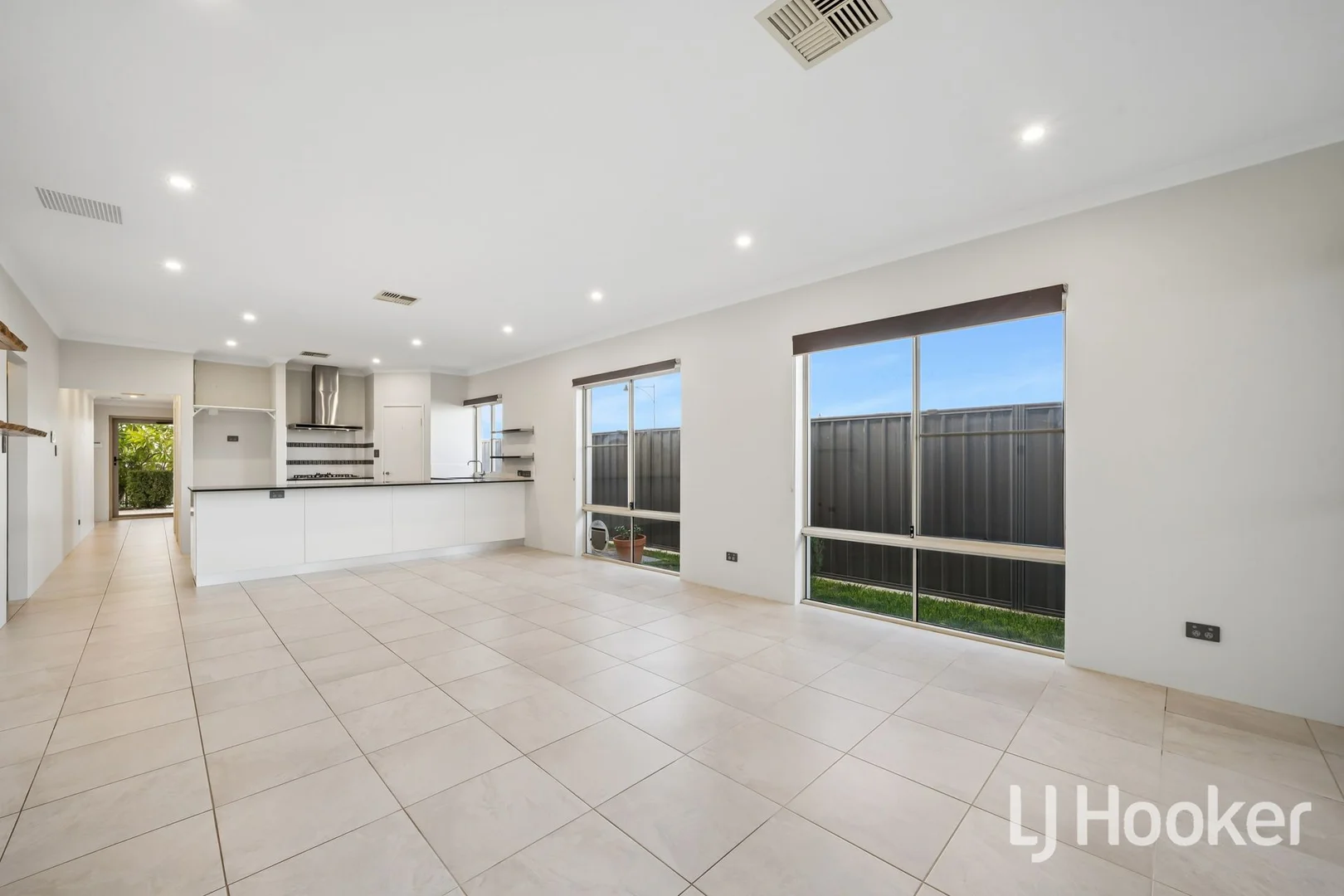 Additional image 4 of 27 Vivaldi Street, Hammond Park WA 6164