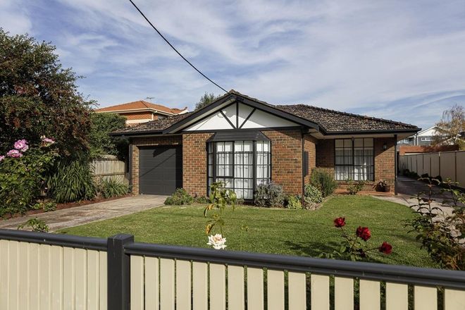 Picture of 1/11 Lloyd Street, STRATHMORE VIC 3041