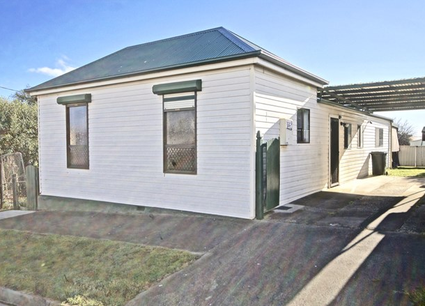 11 Thomas Street, East Devonport TAS 7310