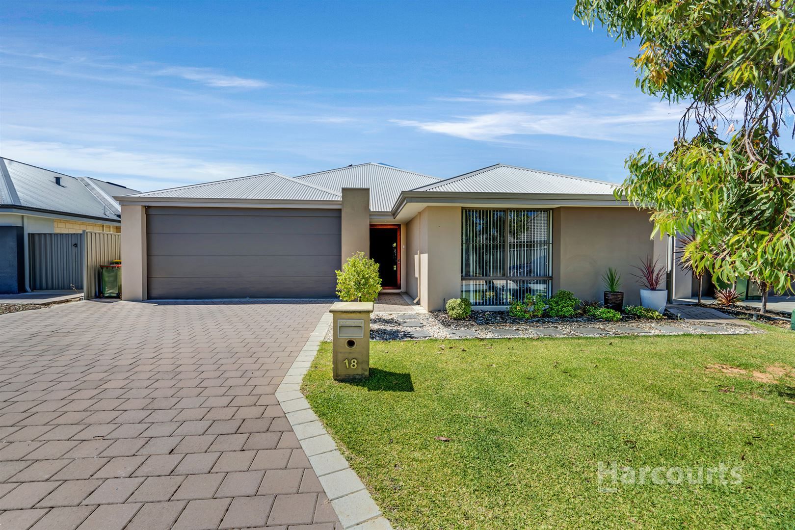4 bedrooms House in 18 Driver Link SOUTH YUNDERUP WA, 6208