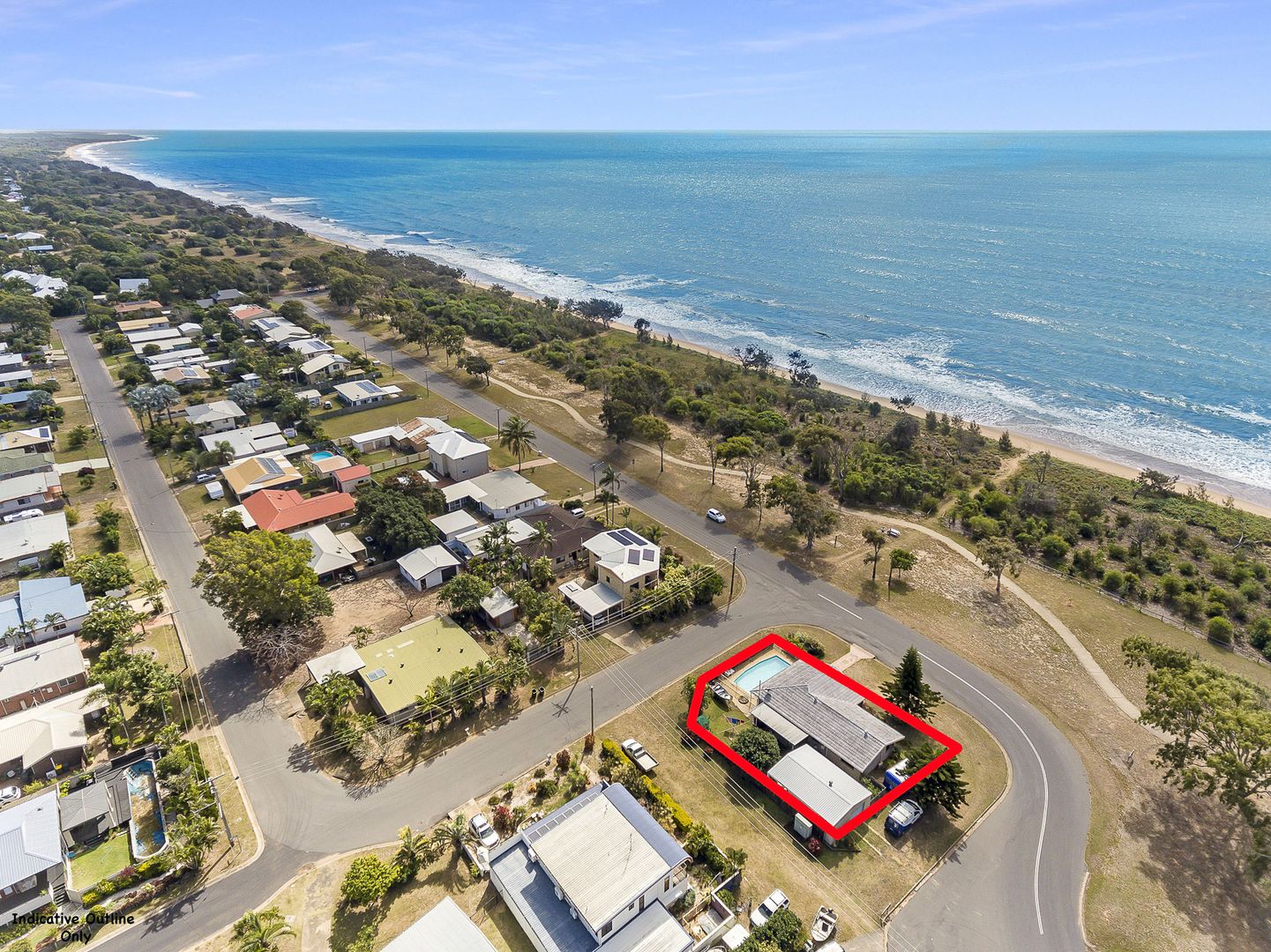 35 Pacific Bvd, Moore Park Beach QLD 4670, Image 2