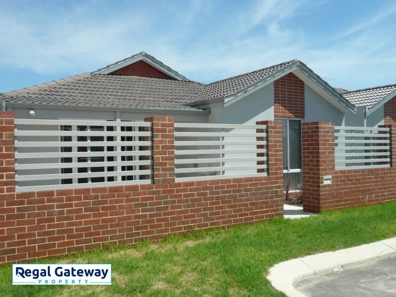 15/1 Humboldt Entrance, Aubin Grove WA 6164