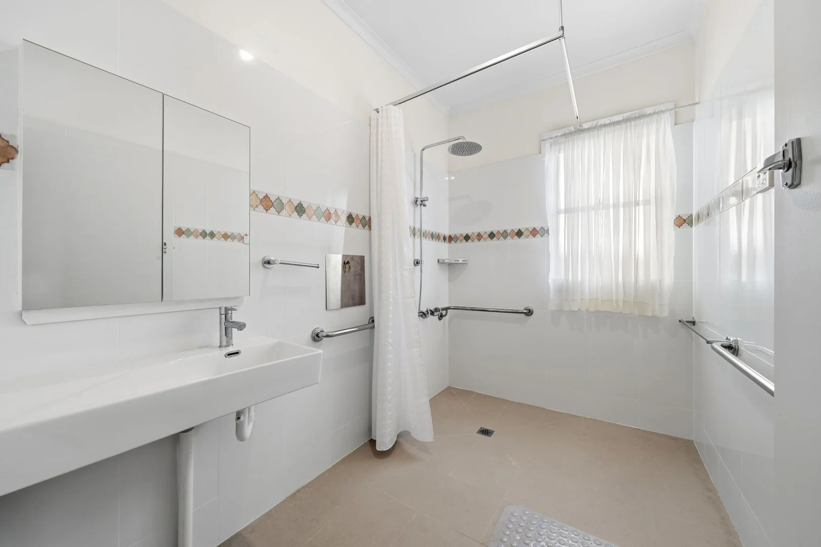 Additional image 12 of 254 Sharp St, Cooma NSW 2630