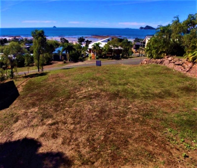 16 Roseric Crescent, Hideaway Bay QLD 4800, Image 0