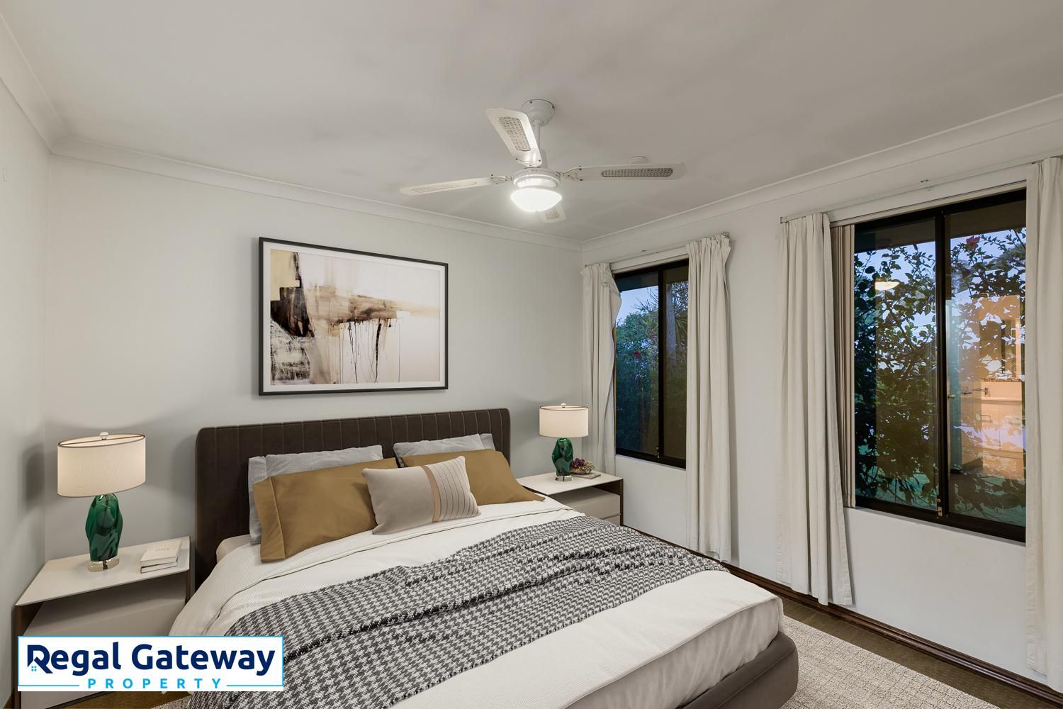 4 Calder Way, Atwell WA 6164, Image 1