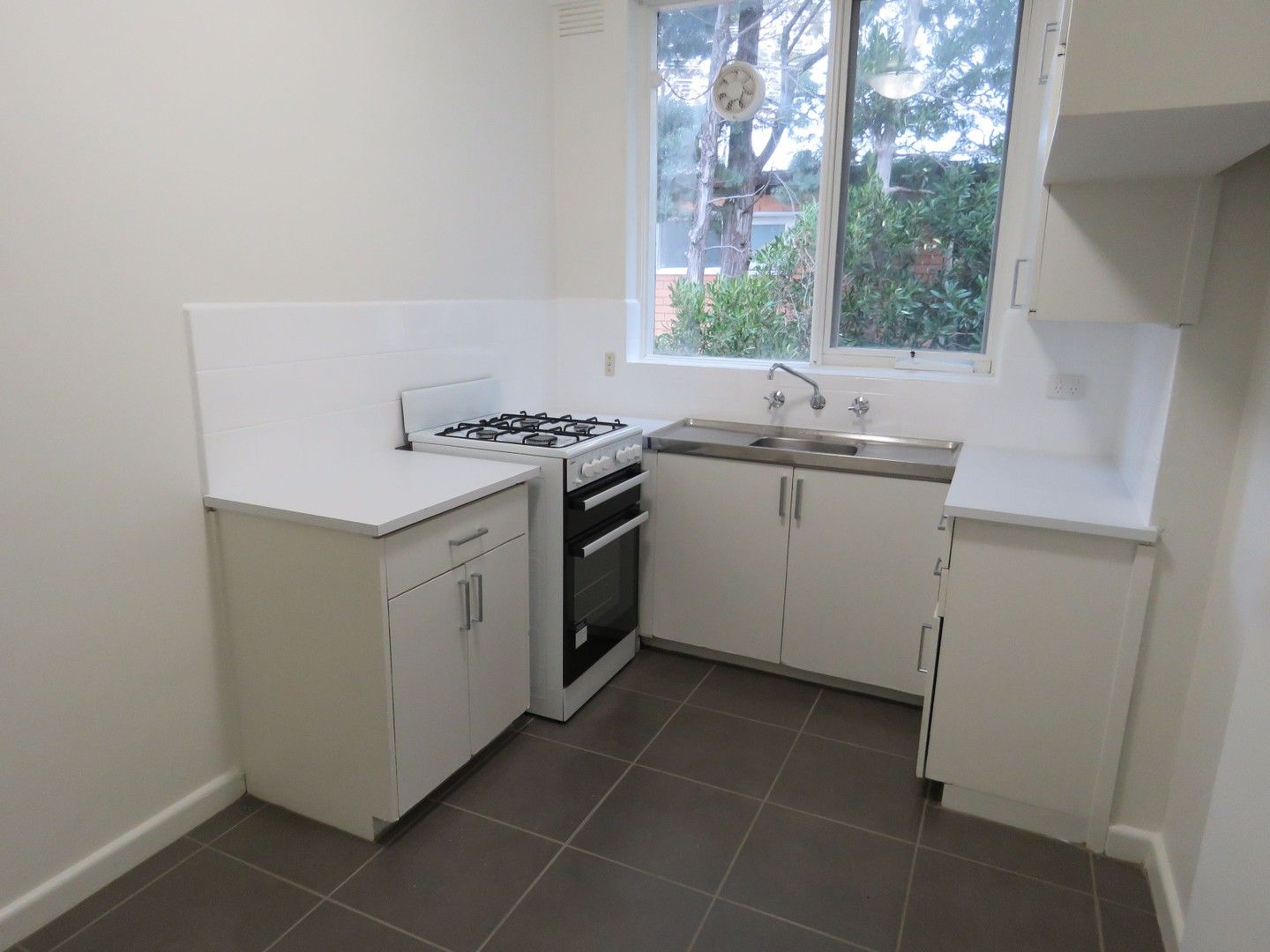 1 bedrooms Apartment / Unit / Flat in 9/22 Hughenden Road ST KILDA EAST VIC, 3183