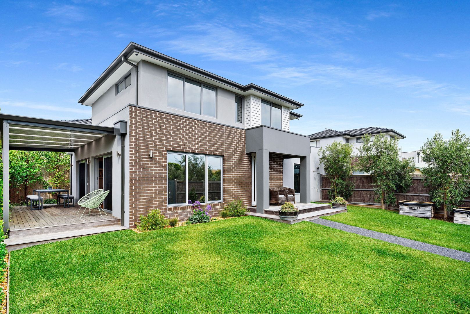 3 bedrooms Townhouse in 1/178 Dromana Parade SAFETY BEACH VIC, 3936