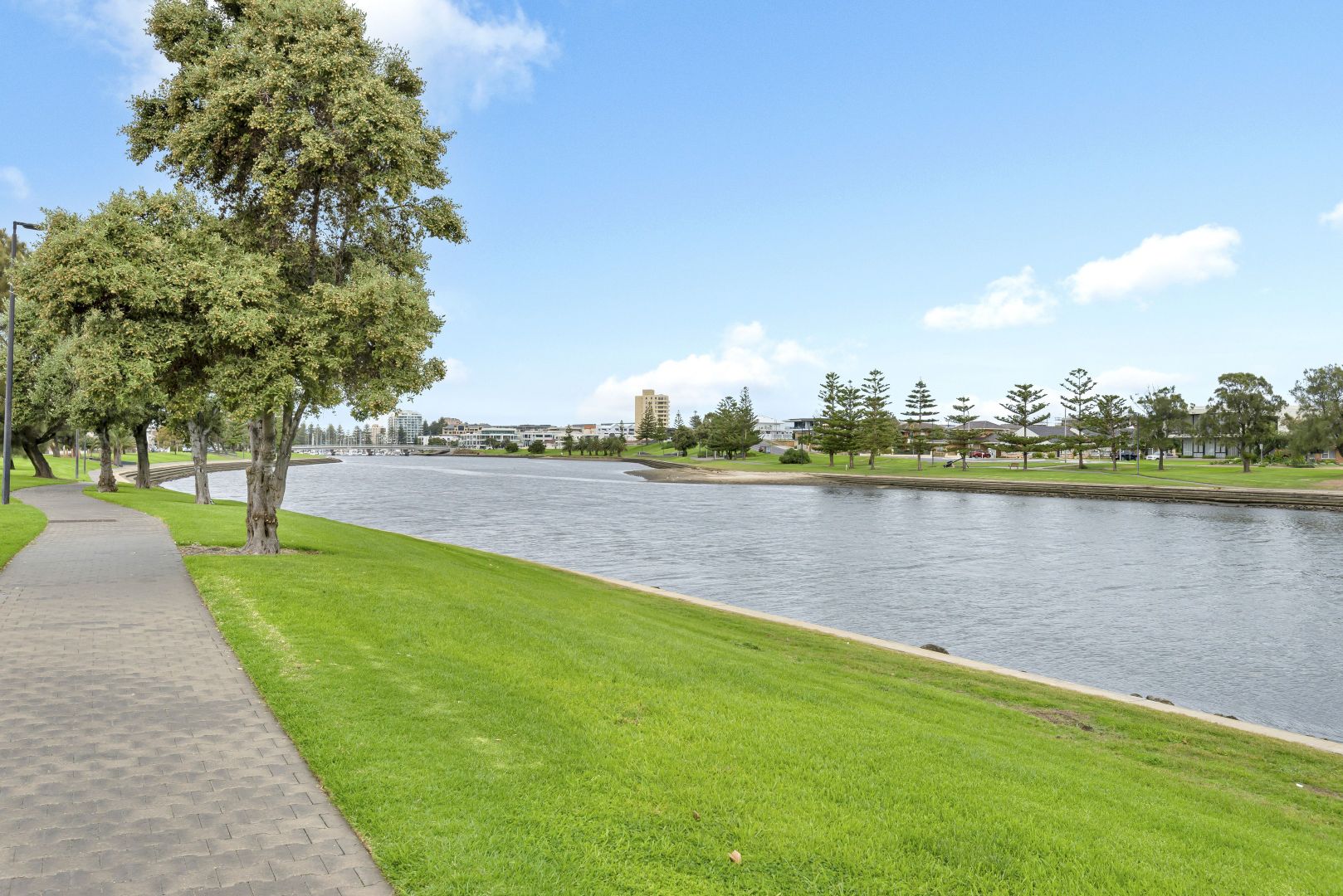 2/33 Adelphi Crescent, Glenelg North SA 5045, Image 1