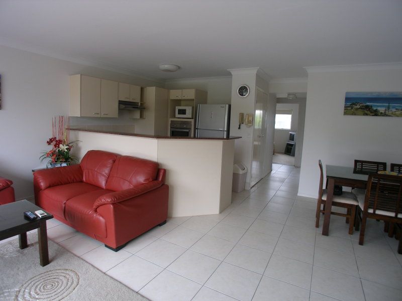 174/7 Redondo Avenue, Miami QLD 4220, Image 2