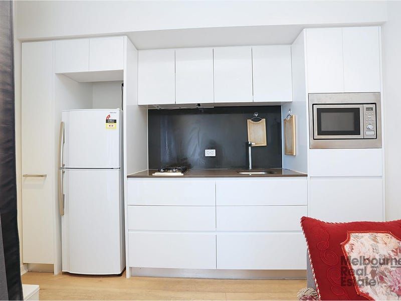2 bedrooms Apartment / Unit / Flat in 1813/199 William Street MELBOURNE VIC, 3000