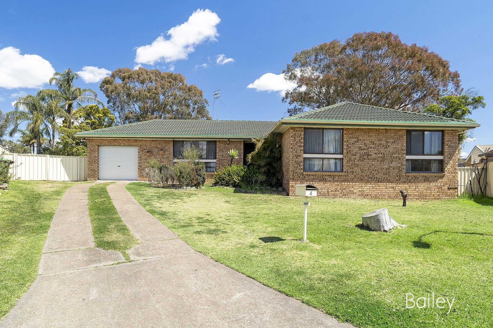 4 Sever Close, Singleton NSW 2330, Image 0