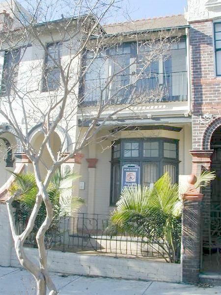 Studio in 1/11 Edward Street, NORTH SYDNEY NSW, 2060