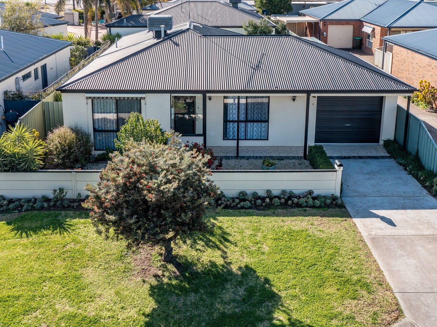 3 bedrooms House in 6 Dunlop Street YARRAWONGA VIC, 3730