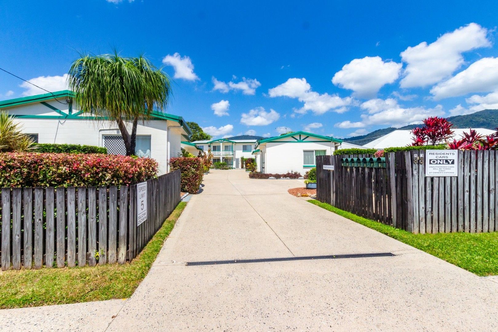 1 bedrooms Townhouse in 3/83 Wilks Street BUNGALOW QLD, 4870