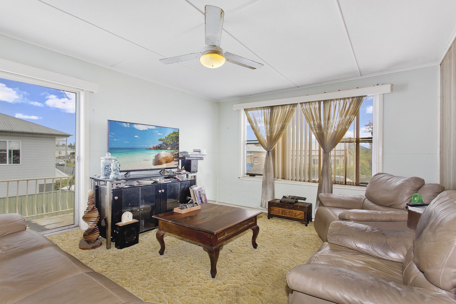 39 Belmore Street, Smithtown NSW 2440 Domain