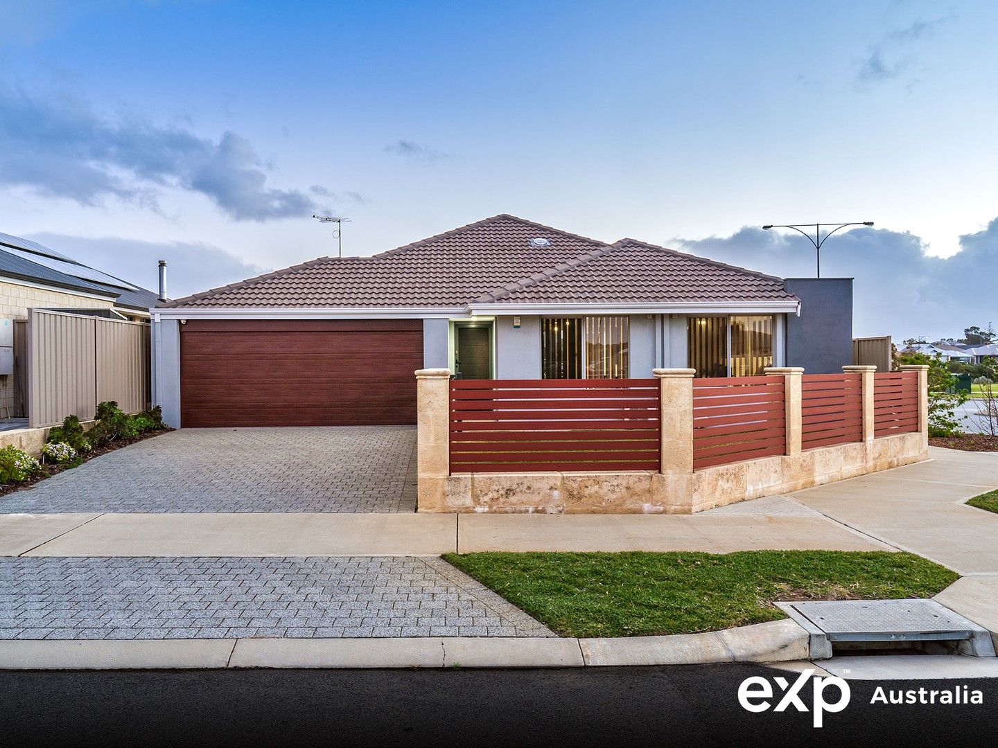4 bedrooms House in 2 Fuchsia  Street KARNUP WA, 6176