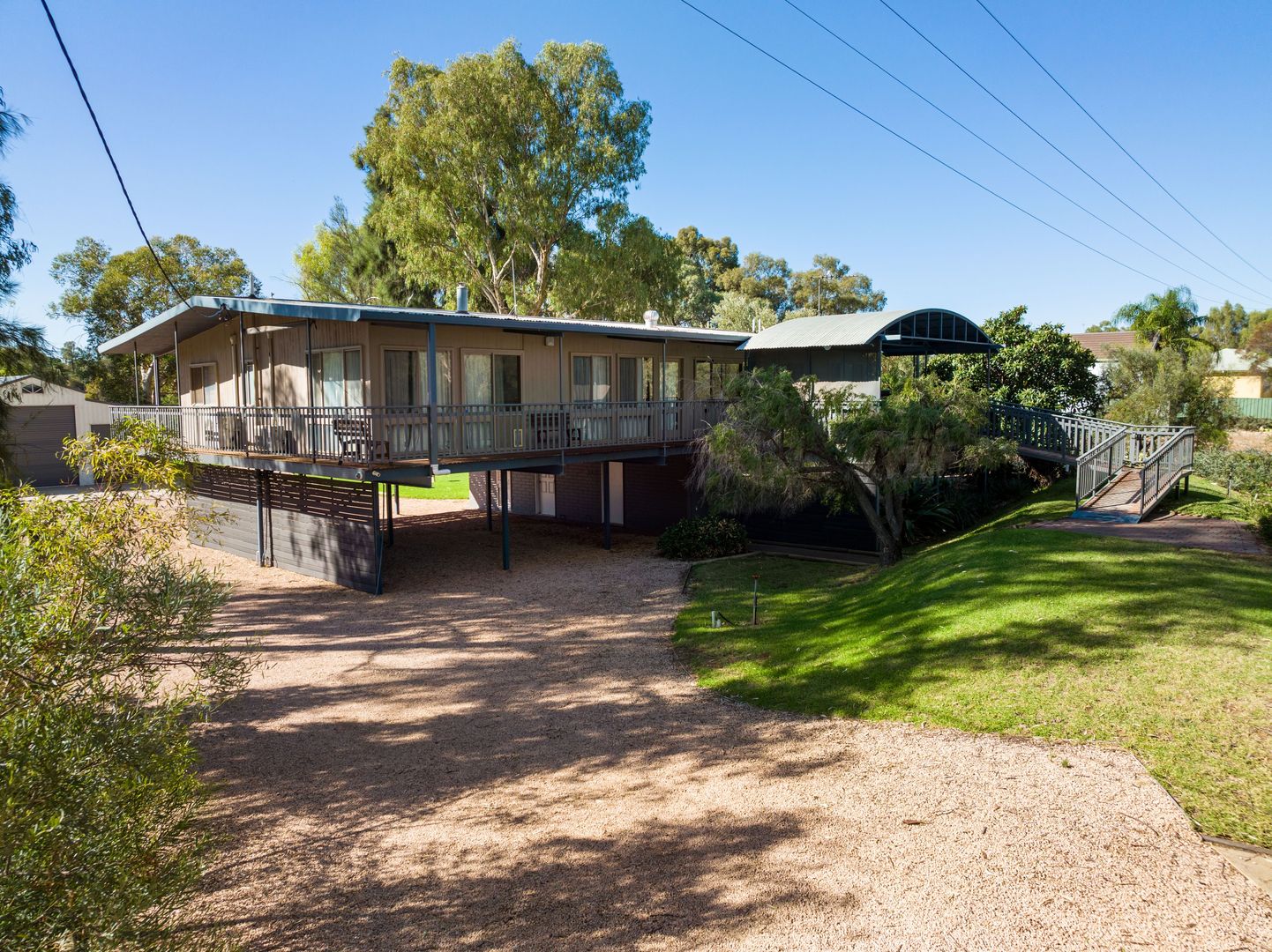 16 Hendy Road, Buronga NSW 2739, Image 1