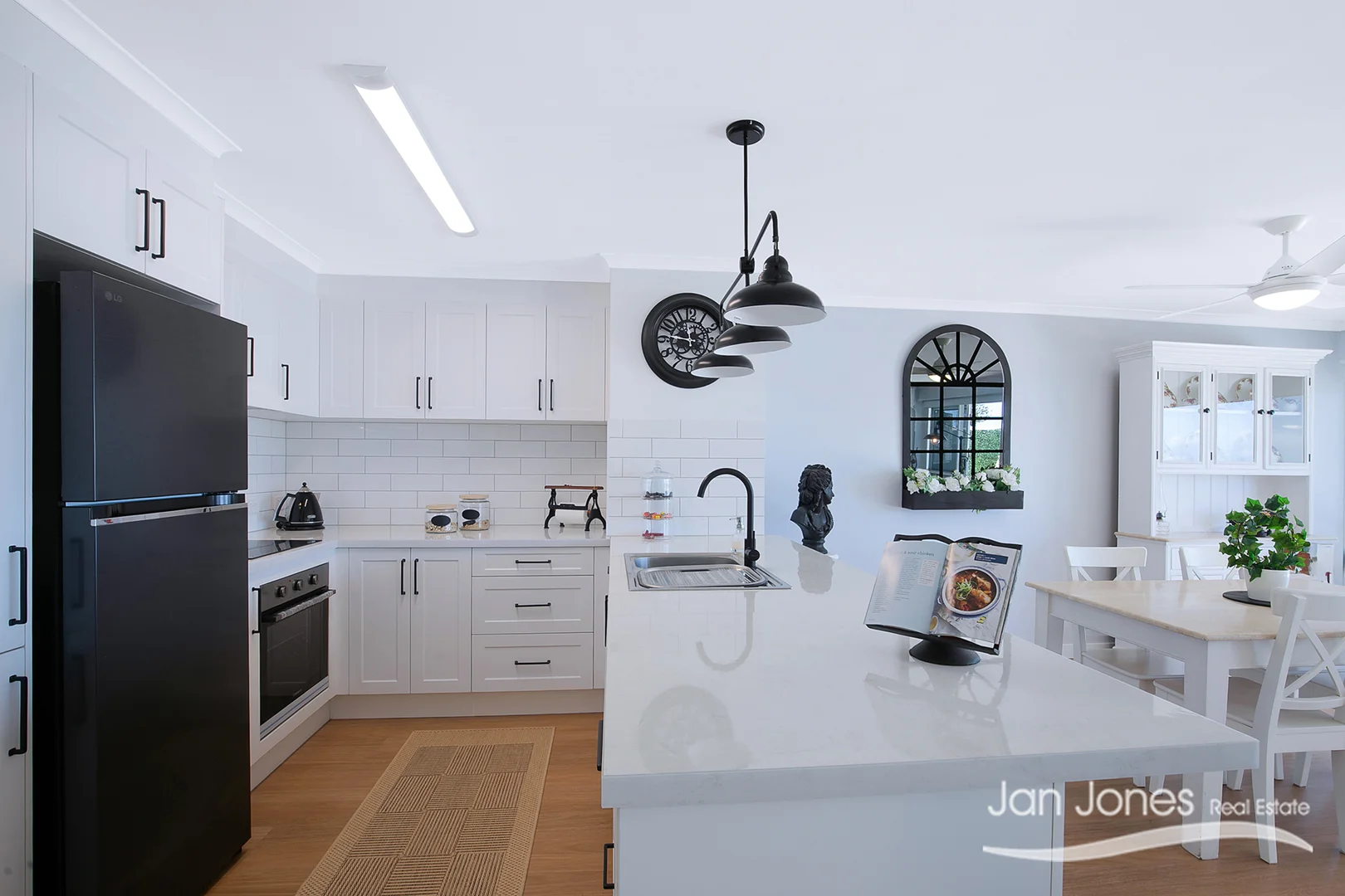 Additional image 16 of Unit 10/4 Eveline Street, Margate QLD 4019