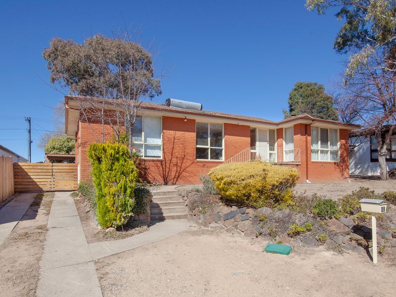 4 bedrooms House in 39 Beasley Street TORRENS ACT, 2607