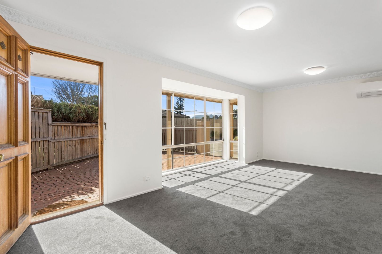 2/11 Reid Street, Barwon Heads VIC 3227, Image 2