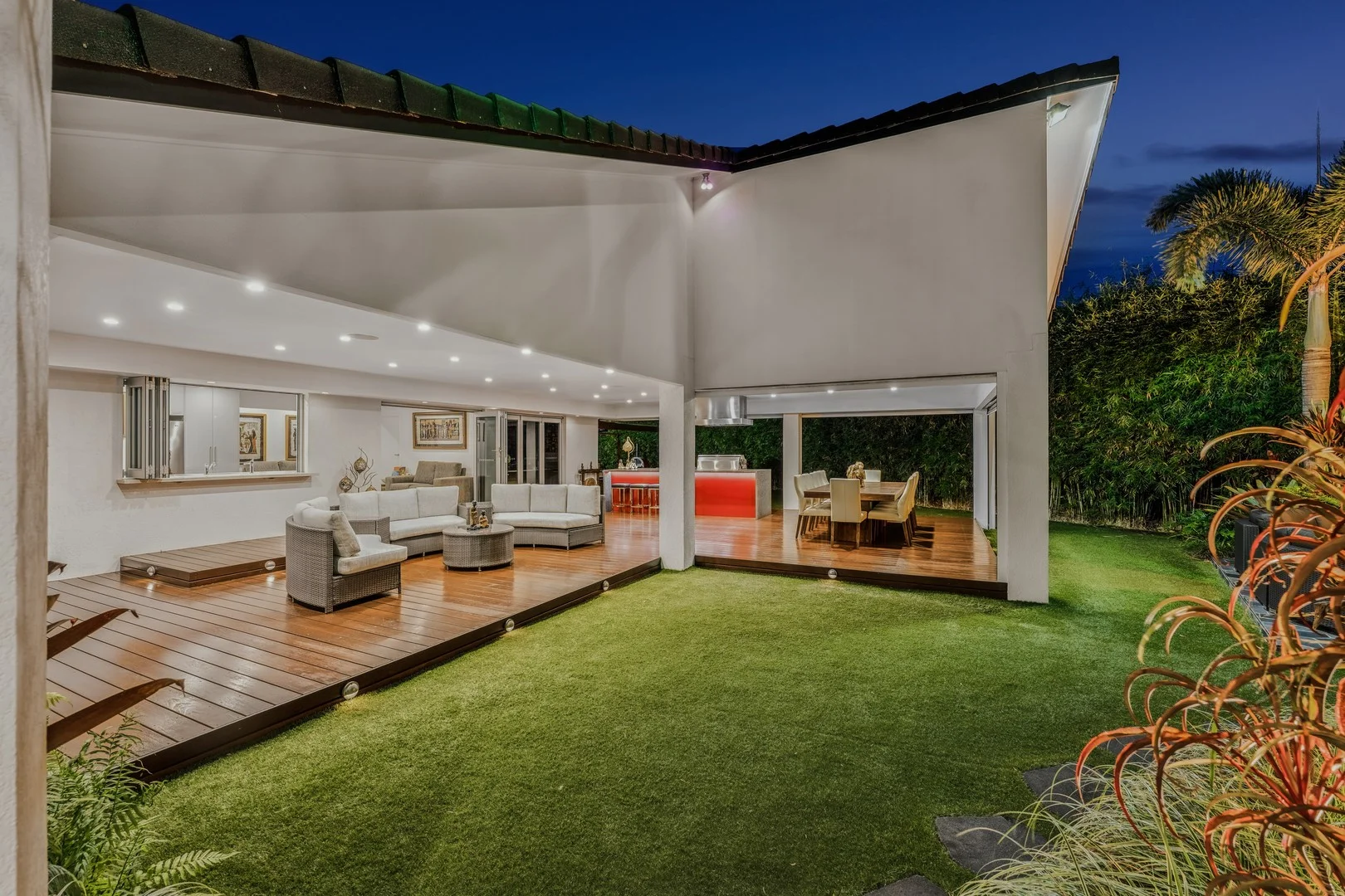 Additional image 7 of 728 Nerang Broadbeach Road & 6 Reid Court, Carrara QLD 4211