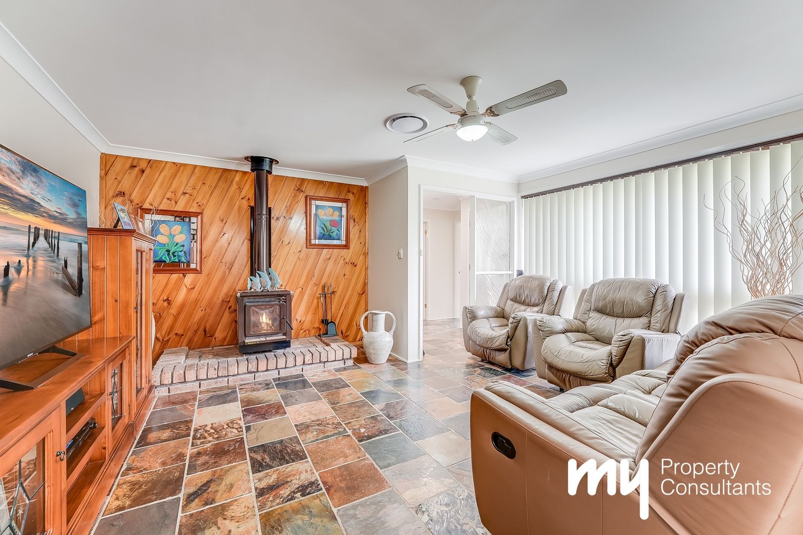 122 Wyangala Crescent, Leumeah NSW 2560, Image 1