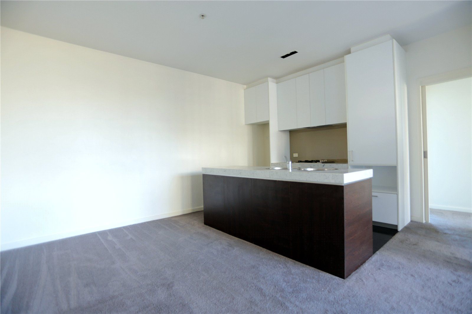 2 bedrooms Apartment / Unit / Flat in 1002/483 Swanston Street MELBOURNE VIC, 3000