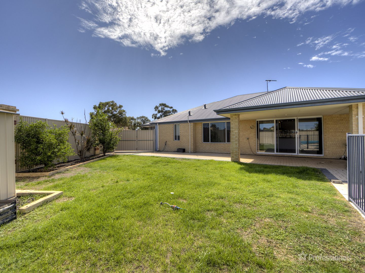 38 William Street, Wattle Grove WA 6107, Image 2