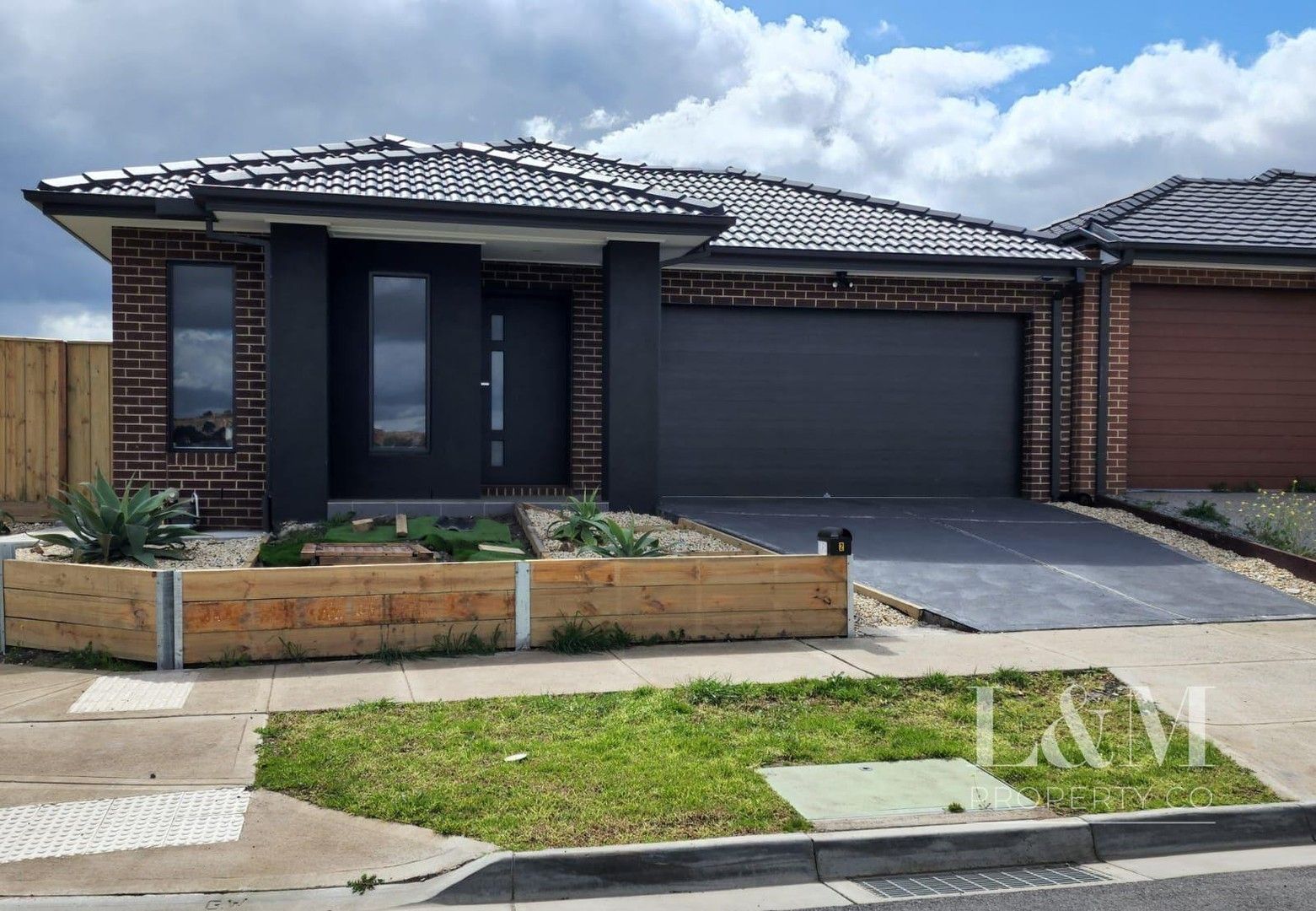 3 bedrooms House in 2 Fabular Street DONNYBROOK VIC, 3064