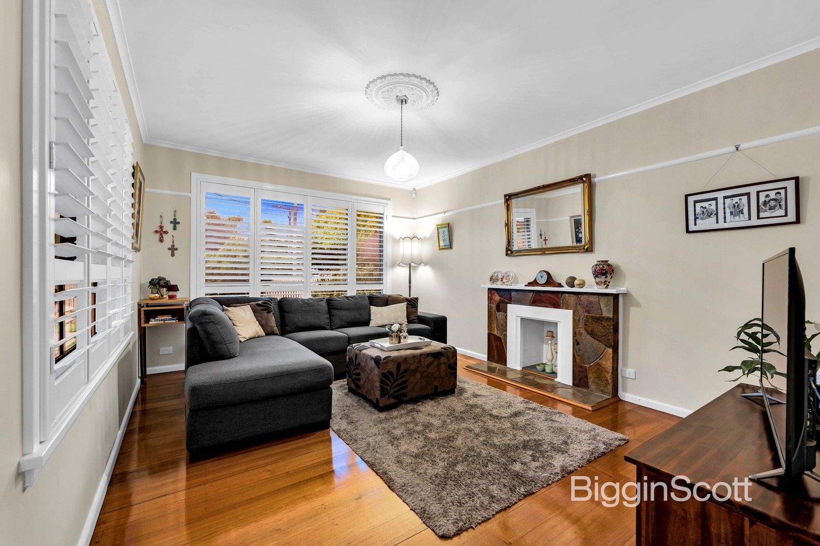 12 Marleigh Street, Vermont VIC 3133, Image 2