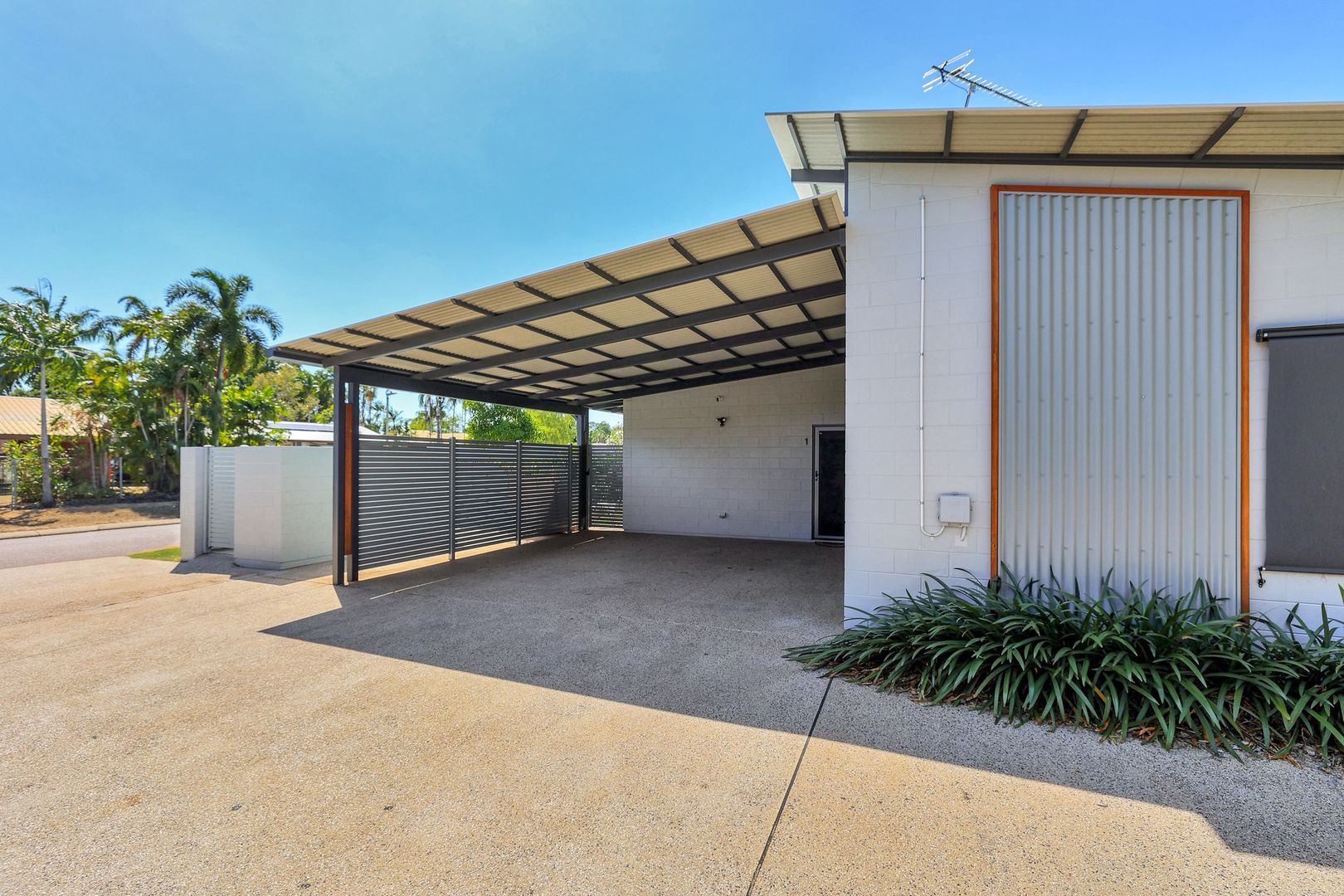 1/14 Gleneagles Crt, Marrara NT 0812, Image 1