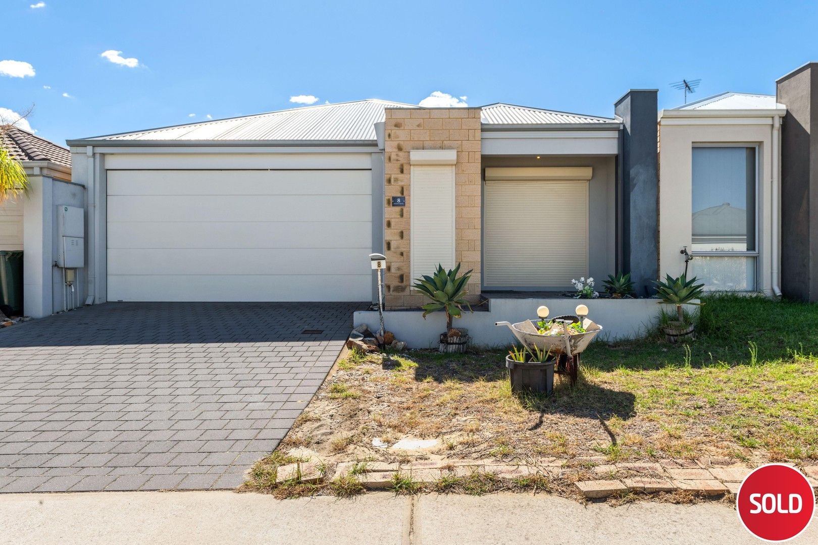 8 Dolomite Avenue, Wellard WA 6170, Image 0