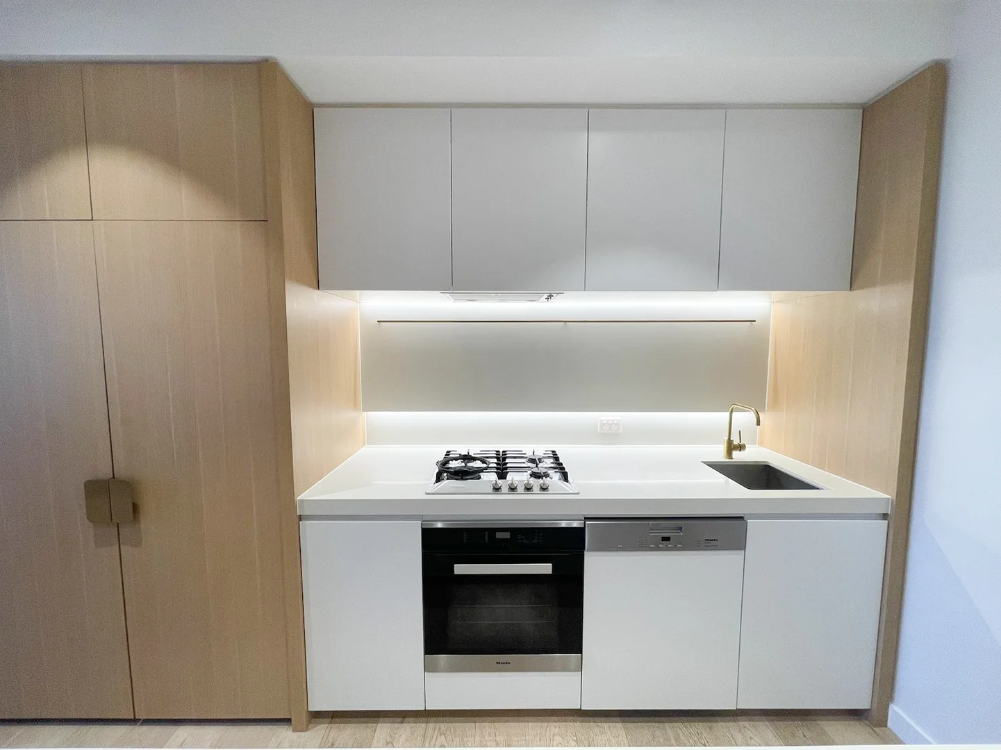 Additional image 5 of 2002/545 Station Street, Box Hill VIC 3128