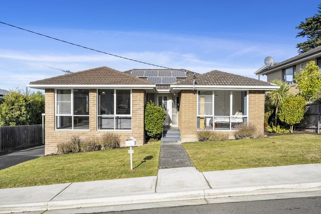 Picture of 17 Aldinga Street, BLACKMANS BAY TAS 7052