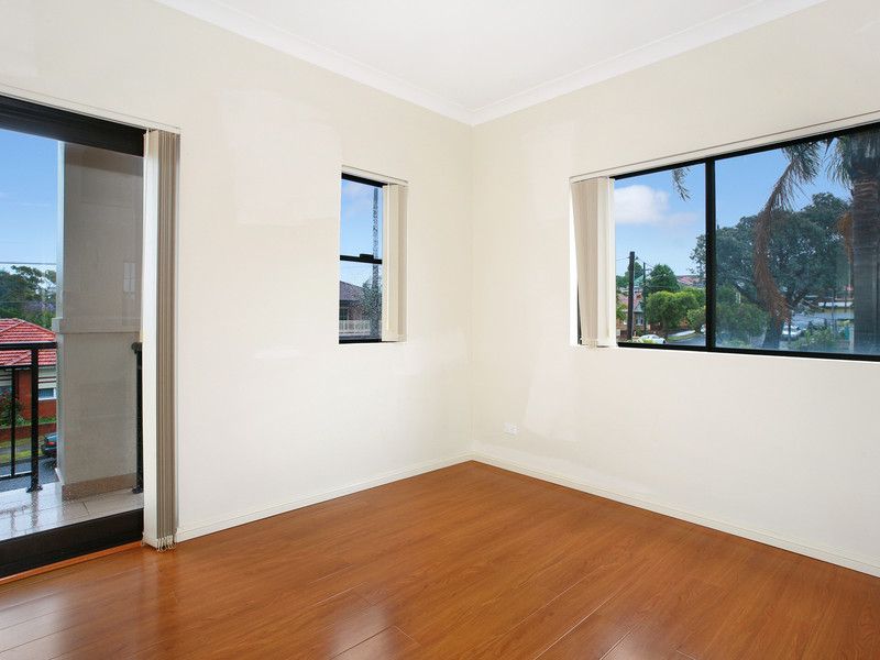 9/22 Paris Street, Carlton NSW 2218, Image 2