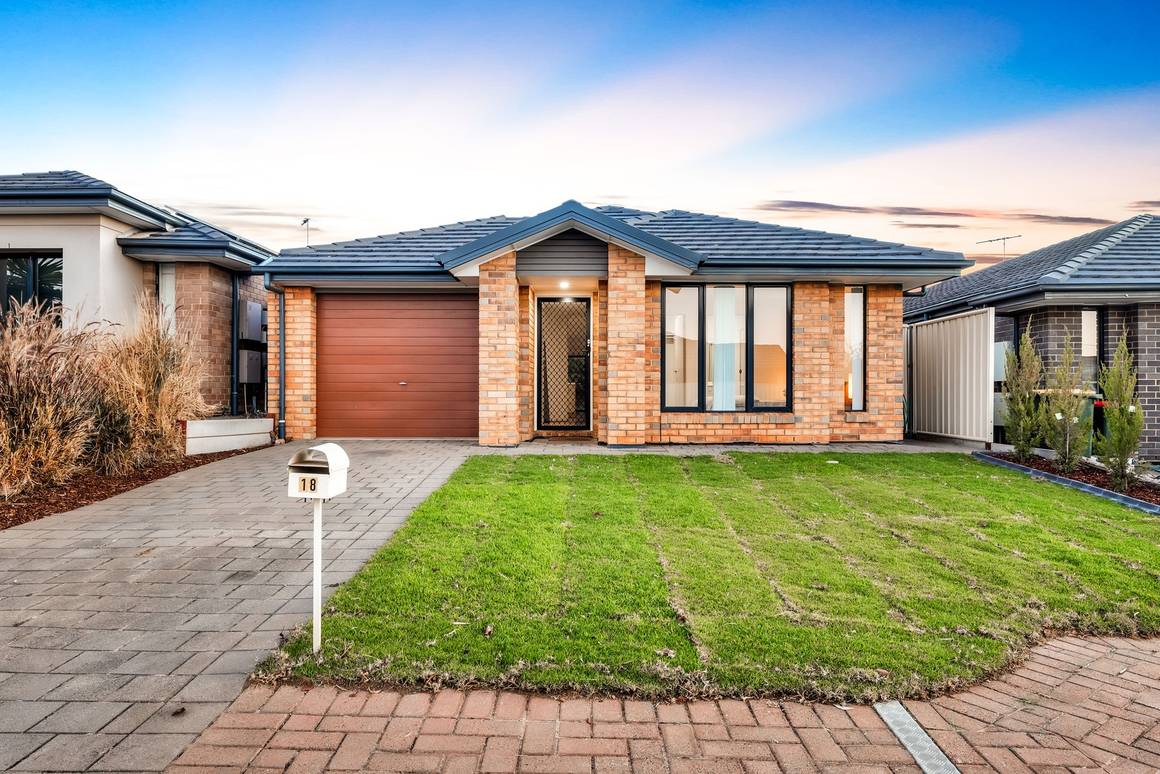 Picture of 18 Overlander Way, SMITHFIELD SA 5114