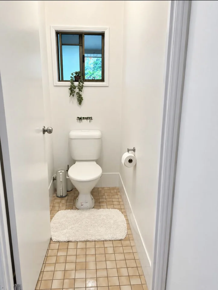16 Walkers Point Road, Granville QLD 4650 - House for Sale - $1,189,000